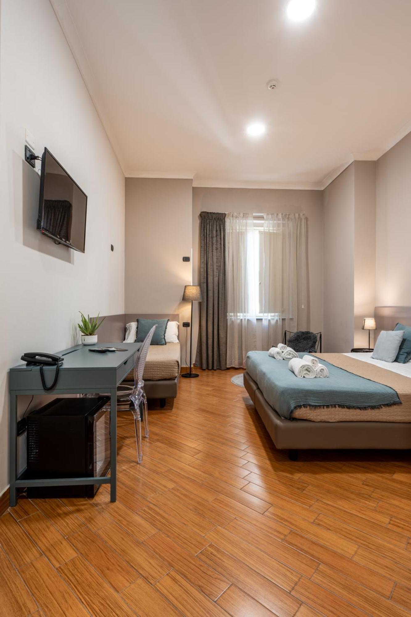 Deluxe Triple Room